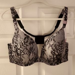 NWT 42D Cacique Smooth Boost Plunge Bra